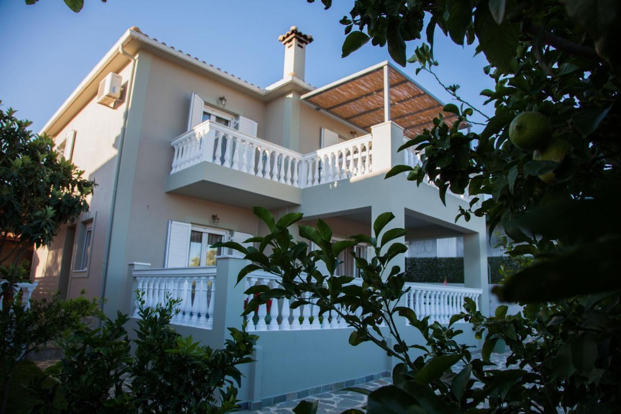 Villa Mary Dhorizata ภายนอก รูปภาพ