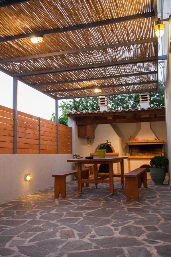 Villa Mary Dhorizata ภายนอก รูปภาพ