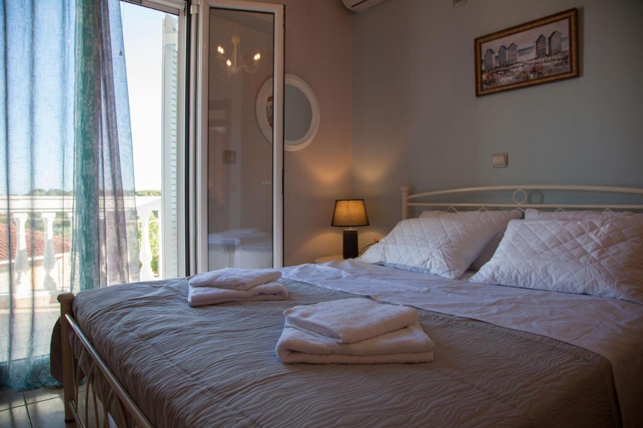 Villa Mary Dhorizata ภายนอก รูปภาพ